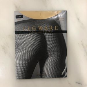 Frederick’s of Hollywood Fishnet Pantyhose Black